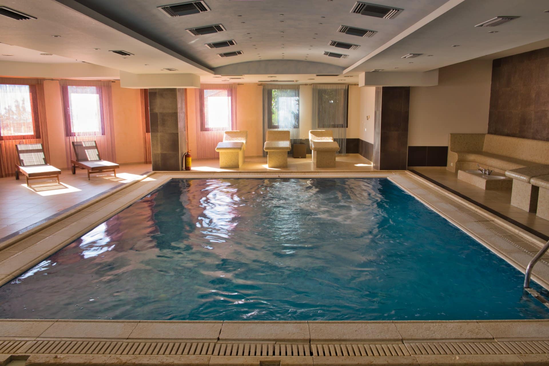 ekdromi sto milo xotikon ta trikala kai ta meteora ekdromi sto milo xotikon ta trikala kai ta meteora