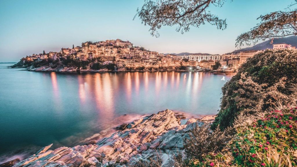 Εκδρομή Καβάλα Δράμα Χριστούγεννα