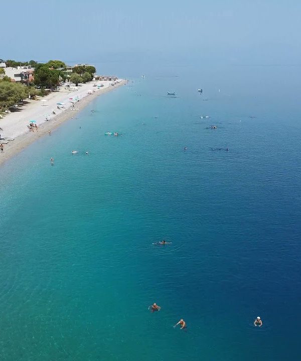 Excursion à la plage de Sykia et à Xylokastro