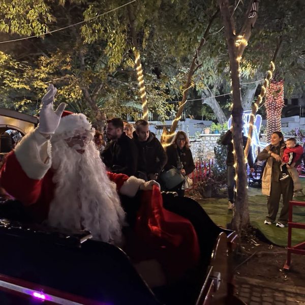 Excursion au parc ferroviaire de Noël de Kalamata