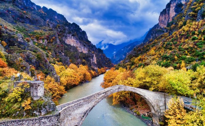 Excursion d'Halloween aux Tzamales personnalisés d'Ioannina