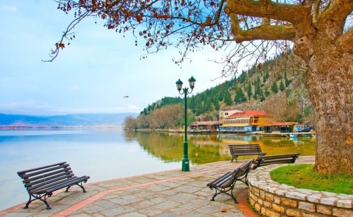 Πασχαλινή Εκδρομή Καστοριά – Πρέσπες – Καλαμπάκα