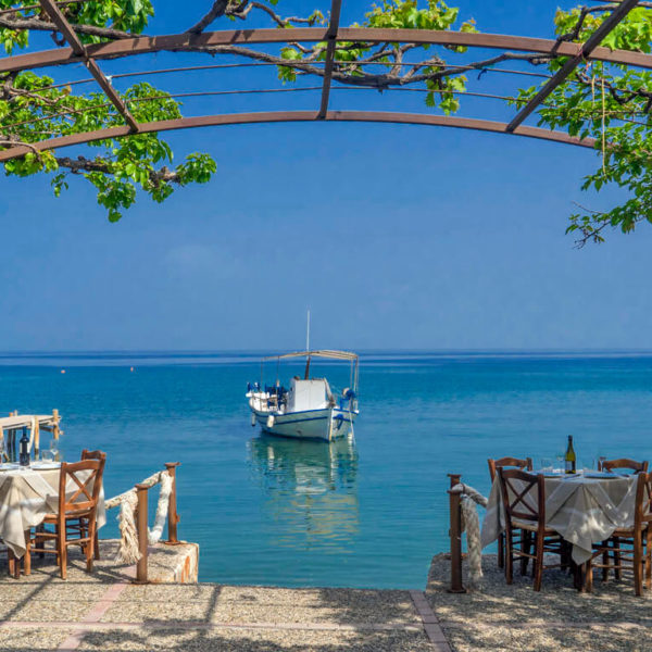 monoimeri-ekdromni-moni-agnountos