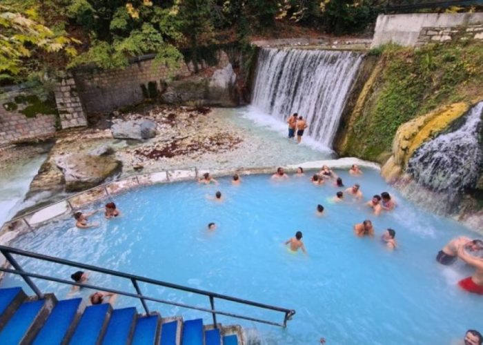 4ήμερη Εκδρομή Λουτρά Πόζαρ – Έδεσσα – Νέοι Πόροι
