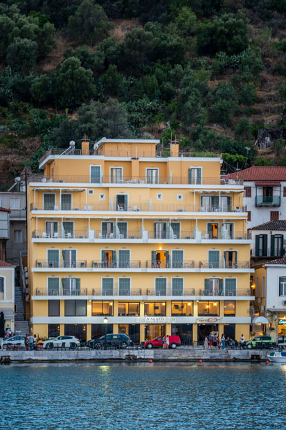 Pantheon hotel 3*